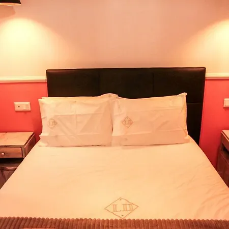 Ld Mouraria Holiday home *